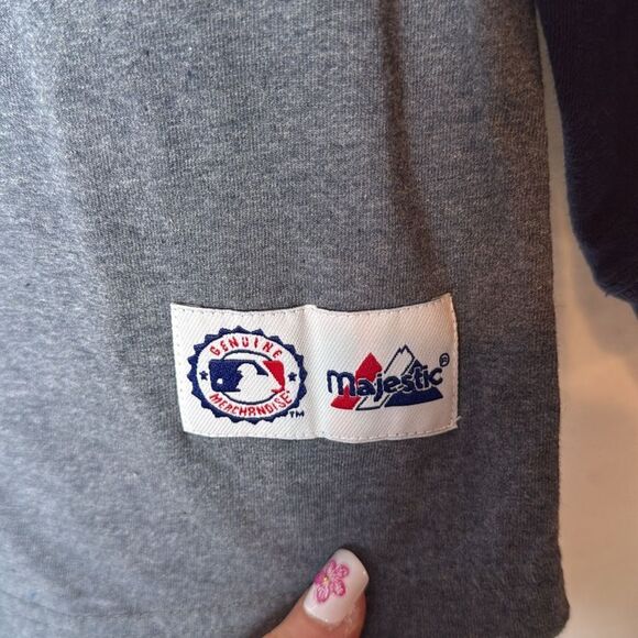 Majestic Yankees Kids Long Sleeve Shirt - Navy and Gray. Size 8. - Picture 5 of 8